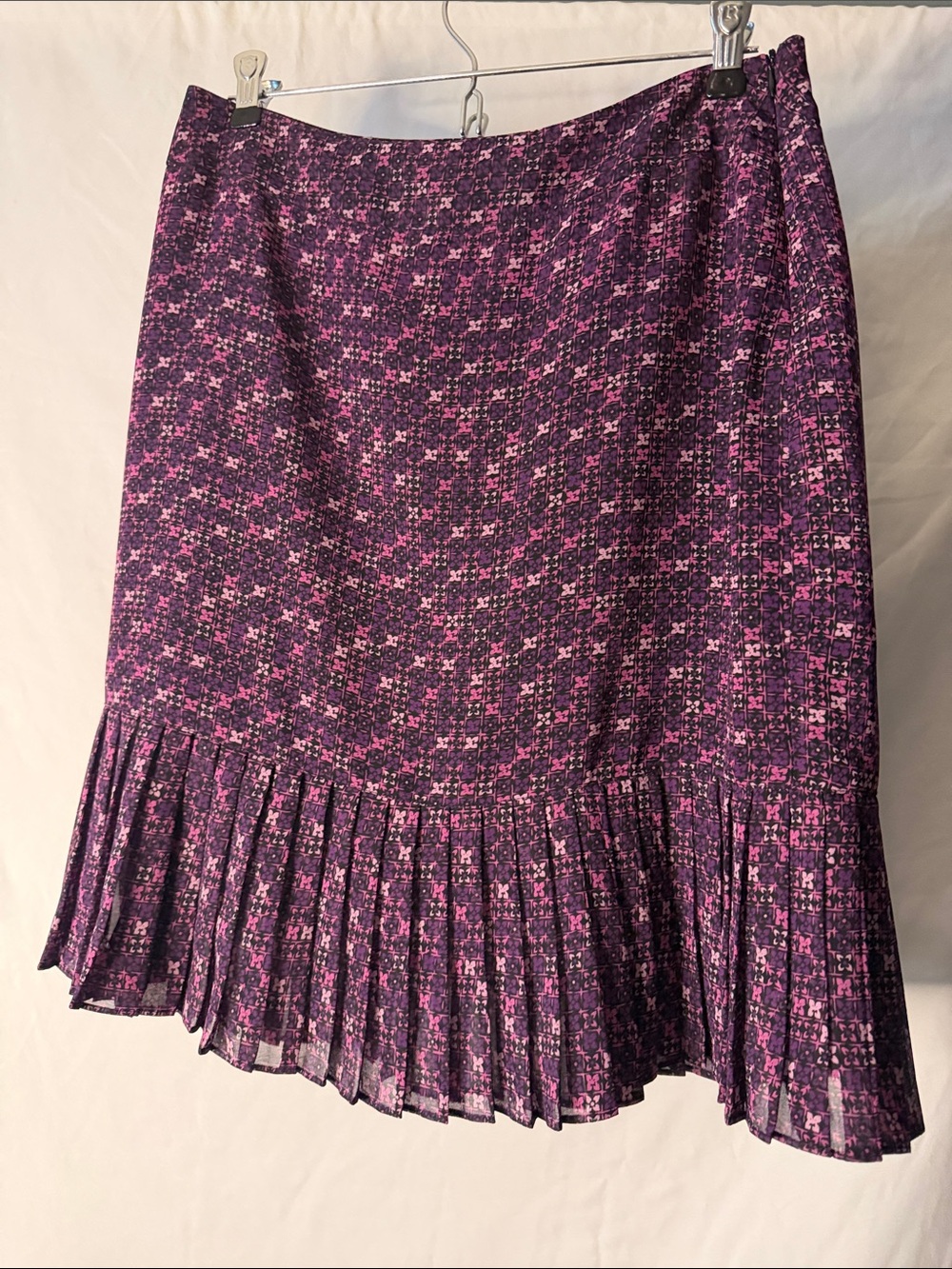Worthington Midi Skirt Women 10P Purple Pink Like New Pleated Hem Printed A-Line